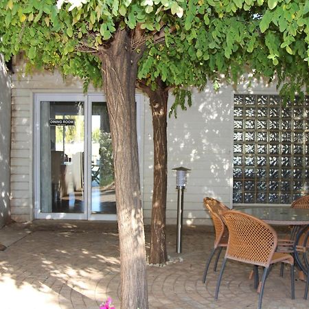 Indigo Moon Guesthouse Lichtenburg Exteriér fotografie