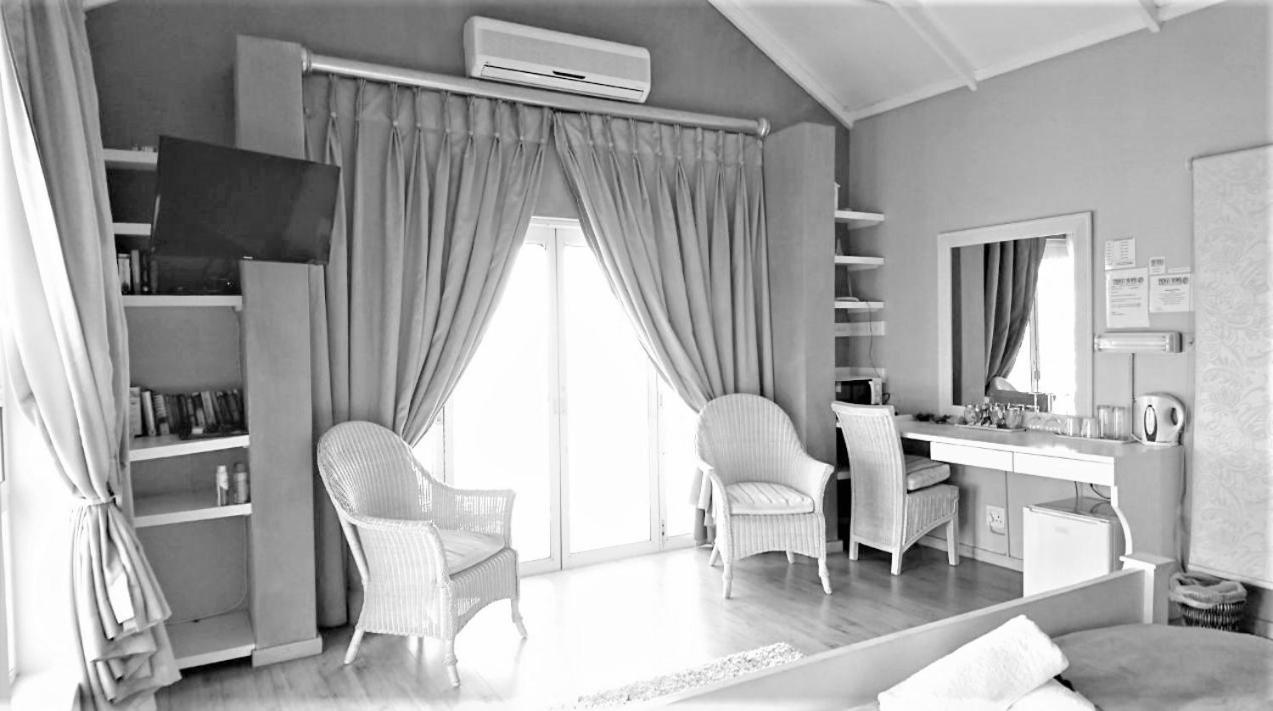 Indigo Moon Guesthouse Lichtenburg Exteriér fotografie