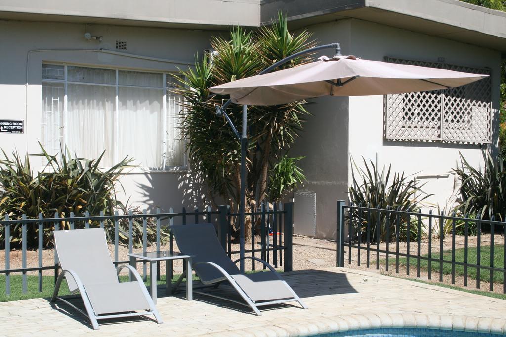 Indigo Moon Guesthouse Lichtenburg Exteriér fotografie