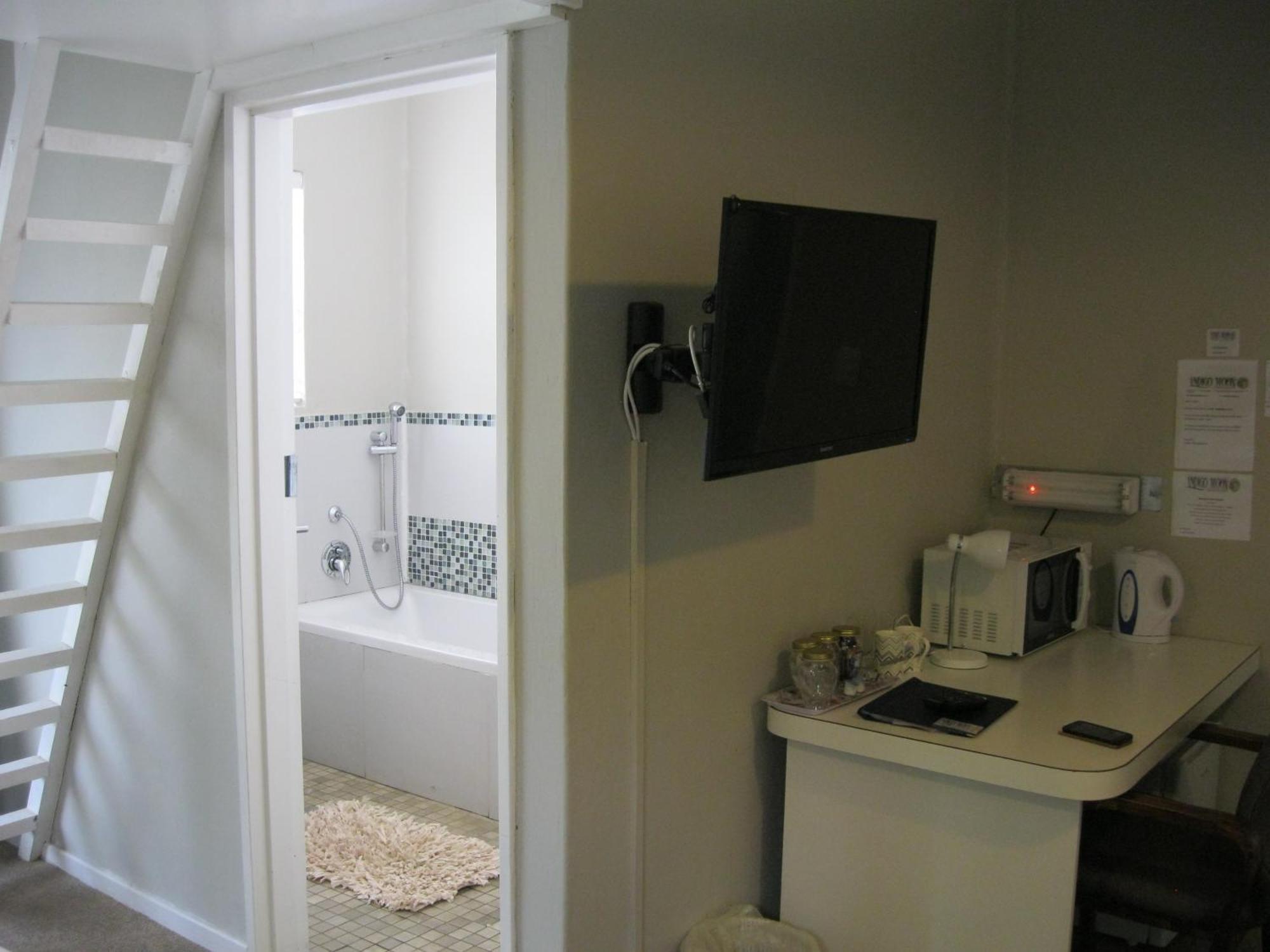 Indigo Moon Guesthouse Lichtenburg Exteriér fotografie