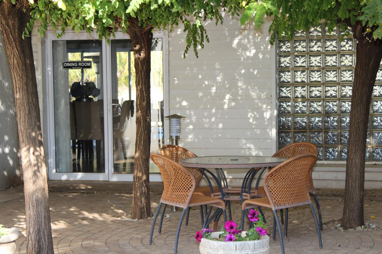 Indigo Moon Guesthouse Lichtenburg Exteriér fotografie