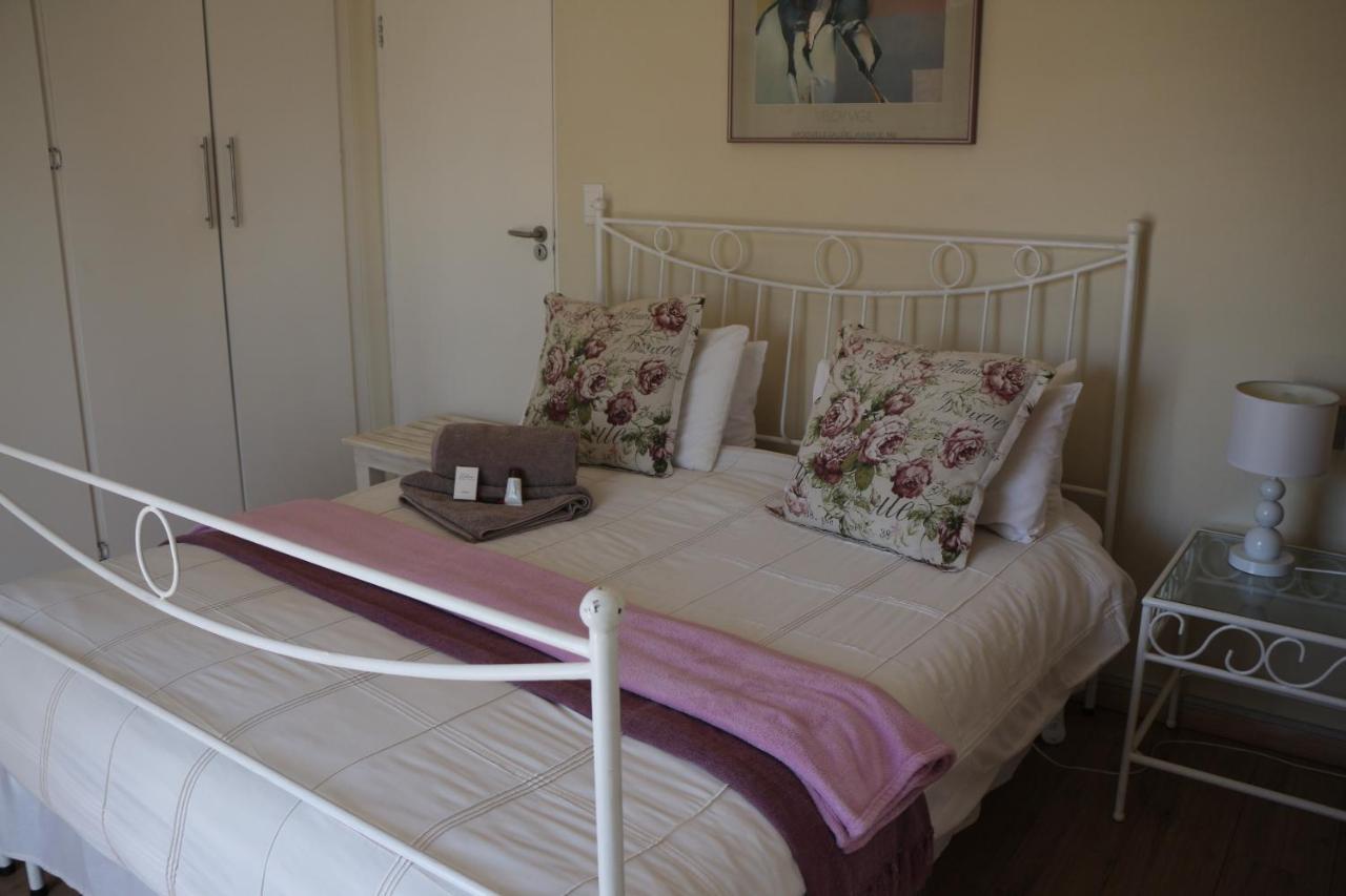 Indigo Moon Guesthouse Lichtenburg Exteriér fotografie