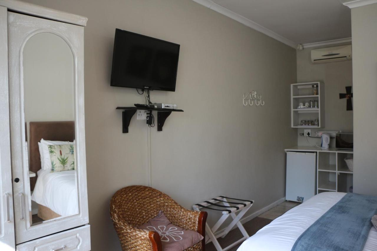Indigo Moon Guesthouse Lichtenburg Exteriér fotografie