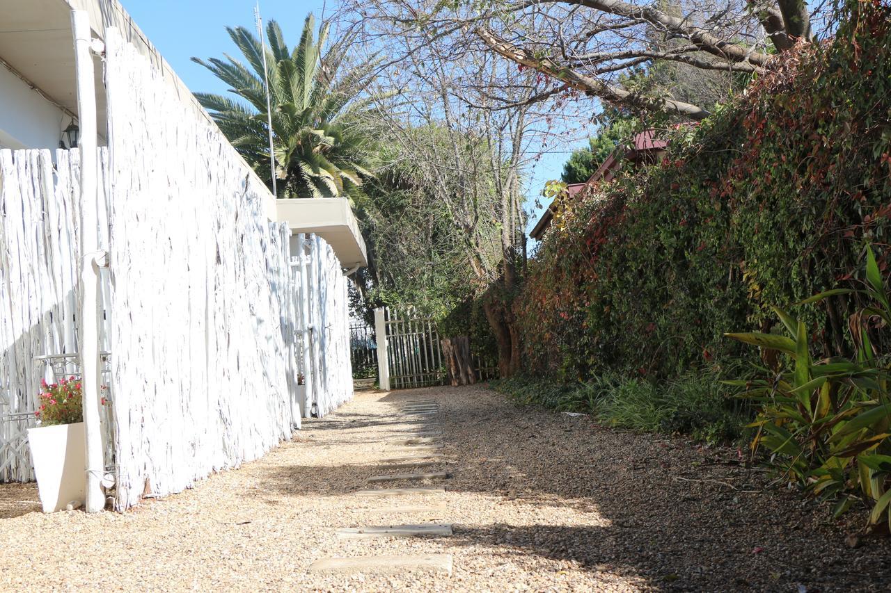 Indigo Moon Guesthouse Lichtenburg Exteriér fotografie