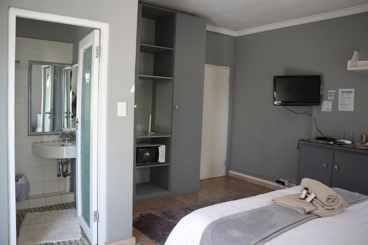 Indigo Moon Guesthouse Lichtenburg Exteriér fotografie