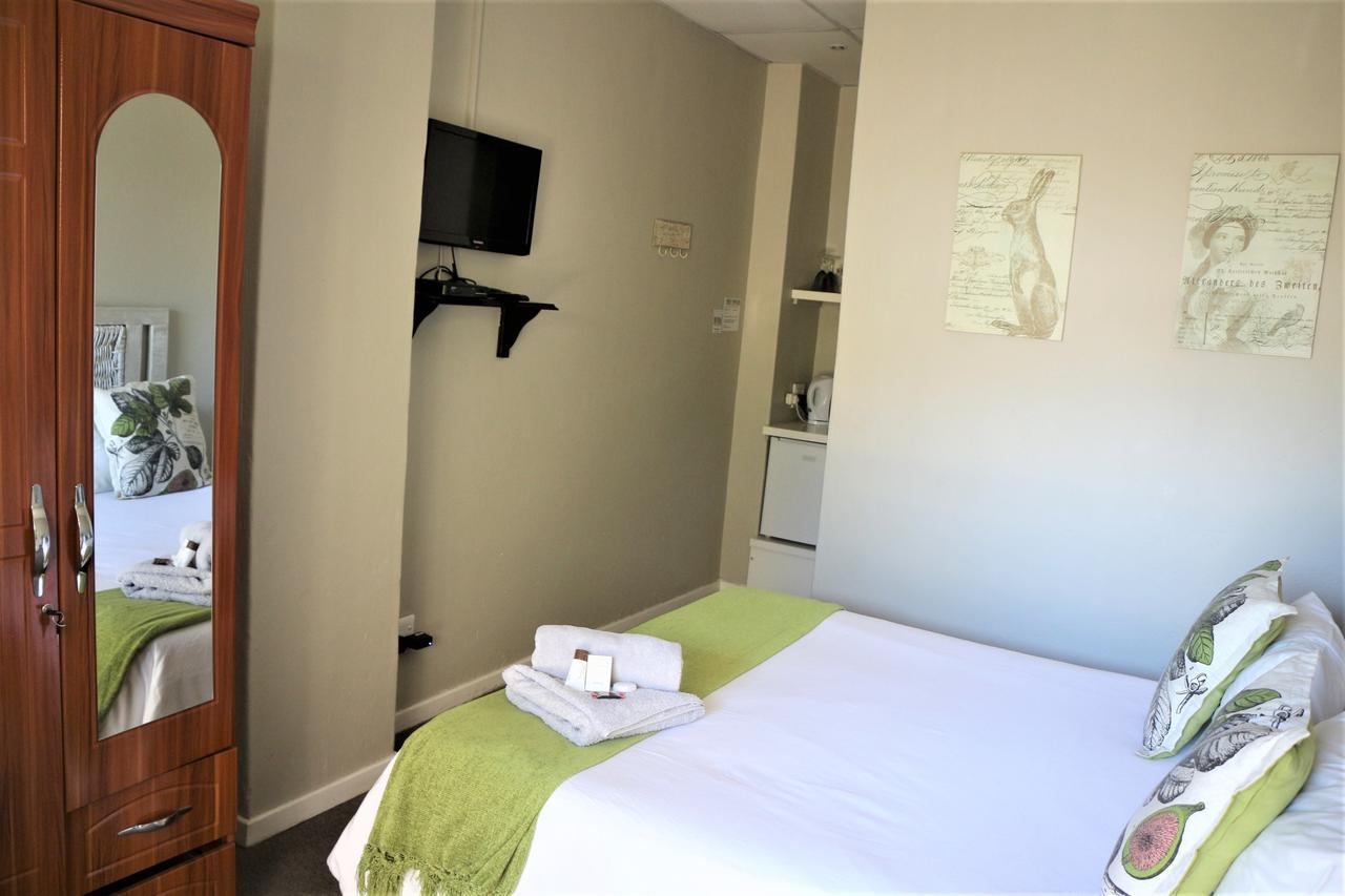 Indigo Moon Guesthouse Lichtenburg Exteriér fotografie